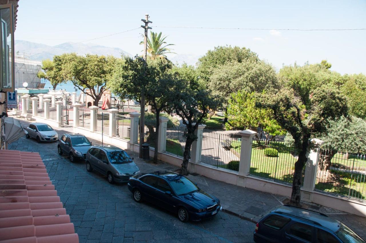 In Vacanza A Gaeta - L'Elica Екстериор снимка